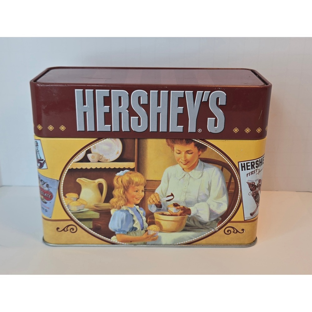 Hershey's Vintage Style Recipe Tin with Dividers and Cards Brown Yellow 2013